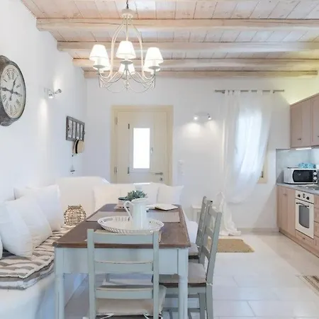 Nausithoe 1 Paros Apartment Logaras
