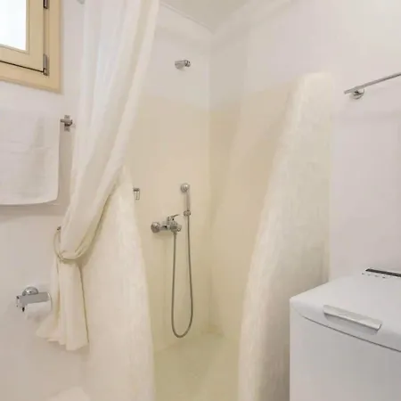 Apartment Nausithoe 1 Paros